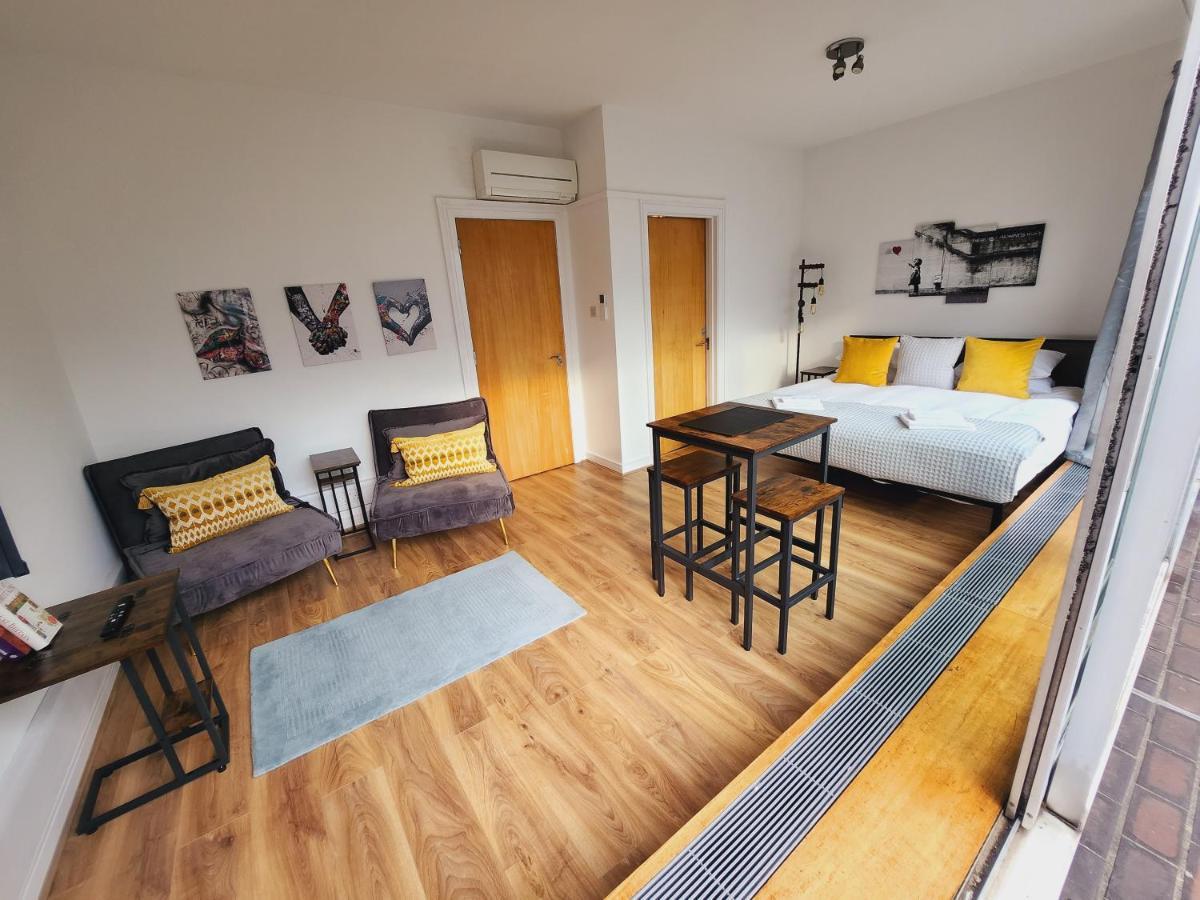 Top Floor Room In Baker St London Exterior photo